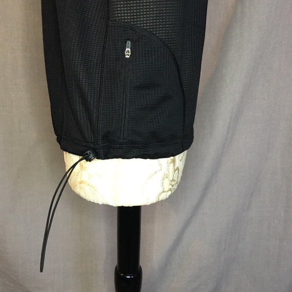 Sleeveless Black Athletic Top Sheer Mesh VMMV - Picture 4 of 5